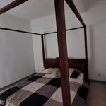 Appartement de 104 m² avec 4 chambre(s) en location à Castelnaudary