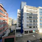 Rent 3 bedroom apartment of 85 m² in Lisboa