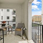 Rent 2 bedroom apartment of 1394 m² in Coral Gables