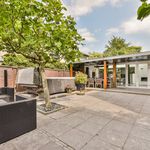 Huur 10 slaapkamer huis van 252 m² in Amstelveen