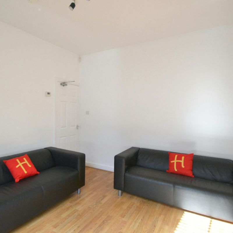 5 Bedroom Property For Rent in Nottingham - £2,817 PCM