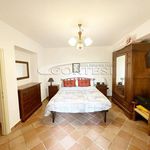 Rent 4 bedroom apartment in Selci