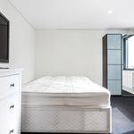 Rent 3 bedroom flat of 112 m² in London