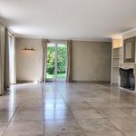 Rent 7 bedroom house of 250 m² in Commugny