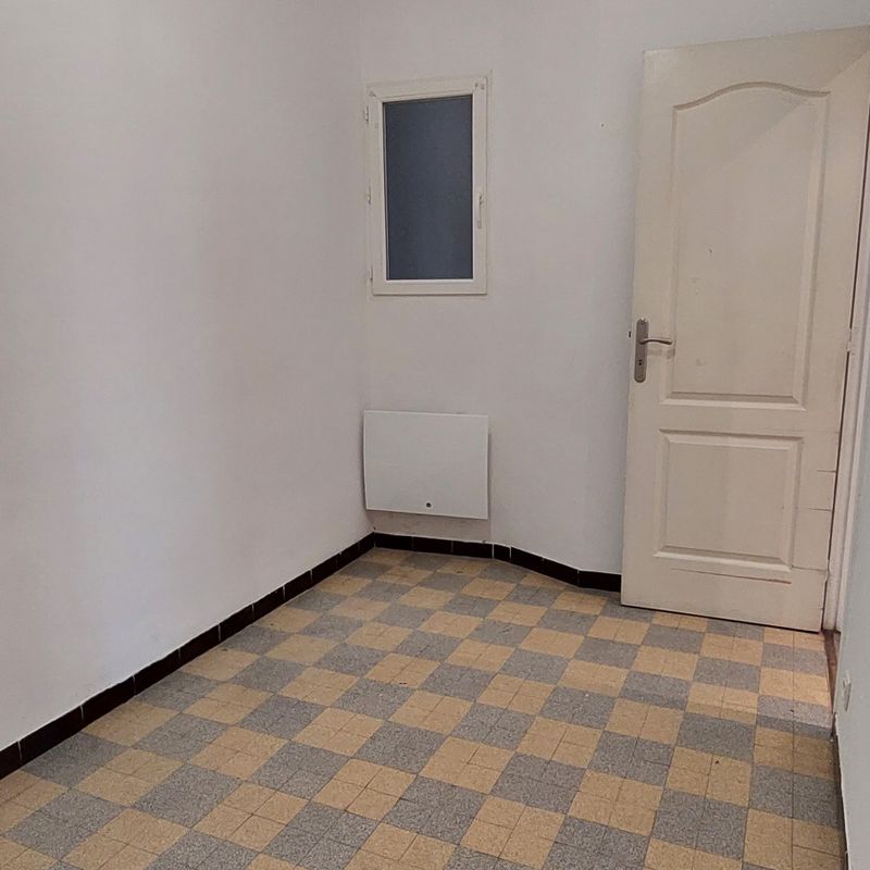 Appartement type 2 au RDC - Bd Saint Marcel paris 2eme