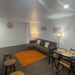 Rent a room of 81 m² in Paris