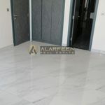 Rent 1 bedroom apartment of 581 m² in Dubai