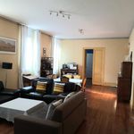 Appartement de 130 m² avec 3 chambre(s) en location à Bordeaux