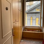 Rent 5 bedroom apartment in Napoli