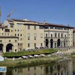 Affitto 6 camera appartamento di 133 m² in Firenze