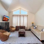 Rent 3 bedroom apartment of 211 m² in Hermosa Beach
