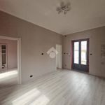 Affitto 3 camera appartamento di 75 m² in Chieri