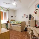 Rent 5 bedroom apartment of 100 m² in Verona