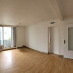 Rent 3 bedroom apartment of 68 m² in Arles