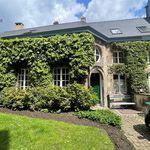 Rent 2 bedroom house of 150 m² in Brussel