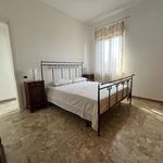Affitto 4 camera appartamento di 130 m² in Siena