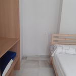 Rent 5 bedroom apartment of 120 m² in Sevilla