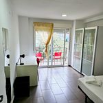 Rent 4 bedroom apartment of 130 m² in Alicante