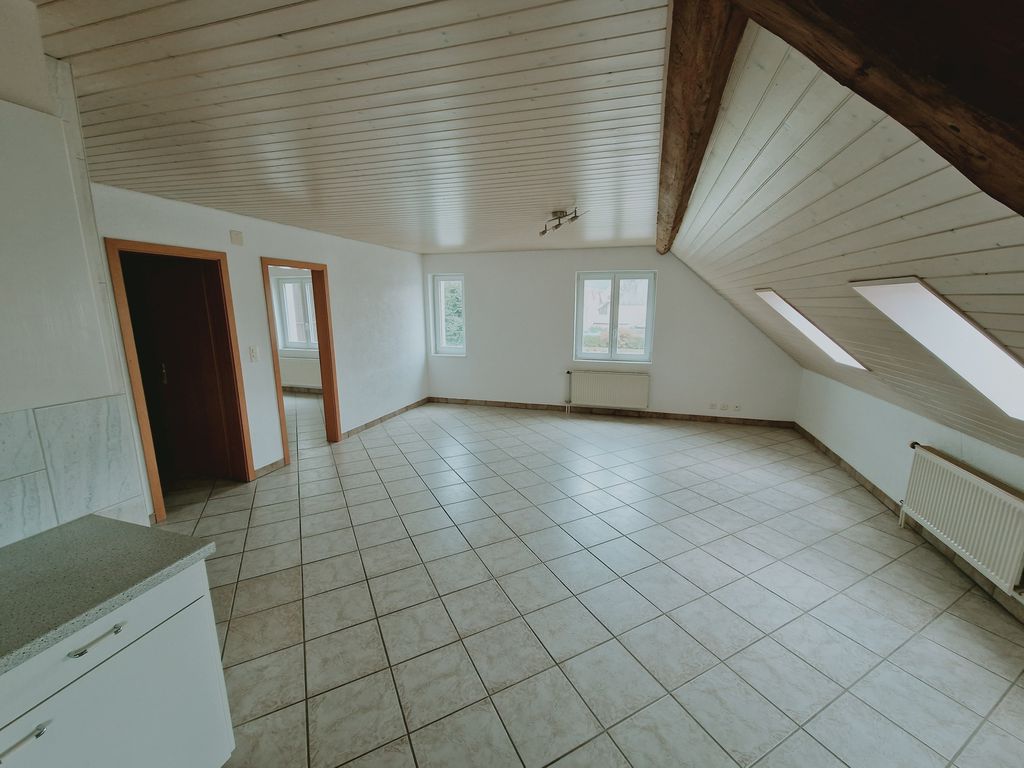 Miete 3 Schlafzimmer wohnung von 98 m² in Haute-Ajoie