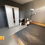 Appartement de 81 m² avec 5 chambre(s) en location à RENNEST