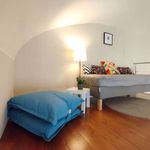 Rent a room of 210 m² in Torino