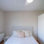 Alquilo 3 dormitorio apartamento de 150 m² en València