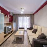 Rent a room of 120 m² in Manises