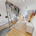Rent a room of 255 m² in Lyon