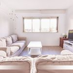 Alquilo 3 dormitorio apartamento de 10 m² en Seville