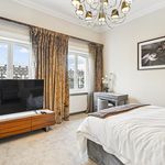 Rent 3 bedroom apartment of 131 m² in London