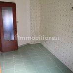 Affitto 4 camera appartamento di 150 m² in Palermo
