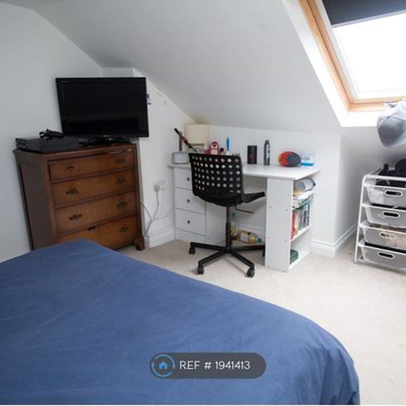 Terraced house to rent in Worcester Parade, Gloucester GL1 Kingsholm