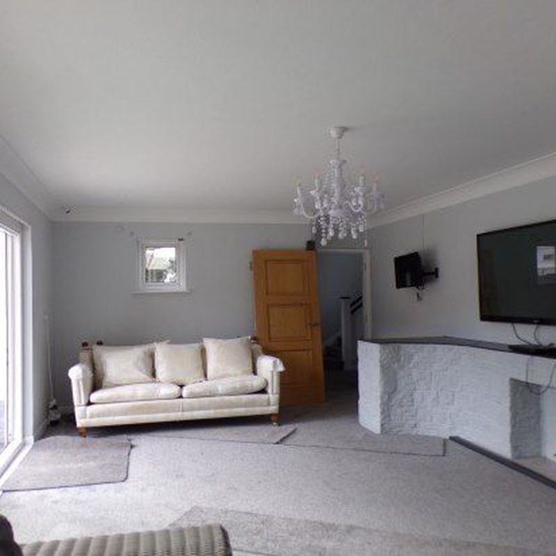 Property to rent in Avon Castle Drive, Ringwood BH24