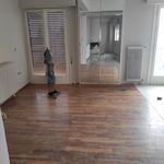 Rent 2 bedroom apartment of 92 m² in Petroupoli