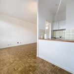Rent 1 bedroom apartment of 32 m² in Ixelles