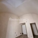 Affitto 3 camera appartamento di 130 m² in Vercelli