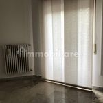 Affitto 5 camera appartamento di 144 m² in Lecco