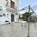 Affitto 2 camera casa di 56 m² in Taormina
