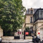 Appartement de 108 m² avec 2 chambre(s) en location à Provence-Opéra – Grands Boulevards
