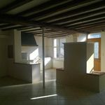 Rent 5 bedroom house of 117 m² in Saint-Ouen-les-Vignes