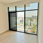 Rent 1 bedroom apartment of 32 m² in Dubai