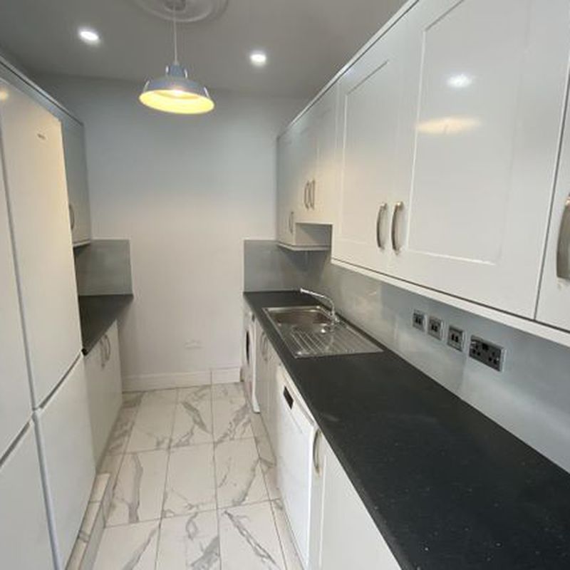 Property to rent in Nesta Road, Woodford Green IG8 Chingford Hatch