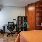Alquilo 3 dormitorio apartamento de 85 m² en Oviedo