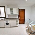 Rent 4 bedroom apartment of 90 m² in Bilbao