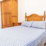 Rent a room of 70 m² in Valencia