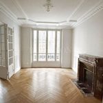 Appartement de 109 m² avec 2 chambre(s) en location à Montmartre, Abbesses, Grandes-Carrières