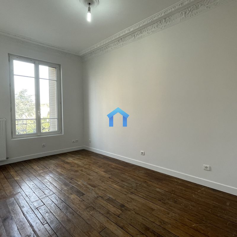 Rental Apartment 
 ENGHIEN LES BAINS 
 
	 €850 Including charges 
	 
 - 37 m 2 
 - 1 Bedroom
 
 - Ref :4479 Enghien-les-Bains
