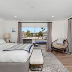 4 bedroom apartment of 177 m² in Newport Beach
