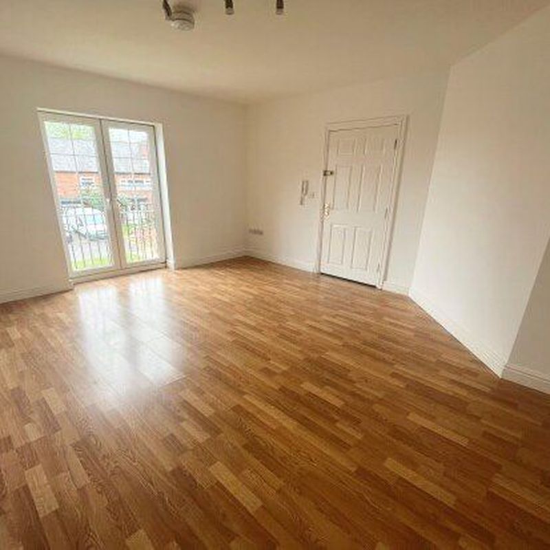 Flat to rent in The Grange, Redditch B98 Holt End