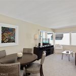 Rent 1 bedroom apartment of 60 m² in Hermosa Beach